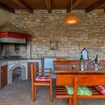 Holiday home Di Vino *